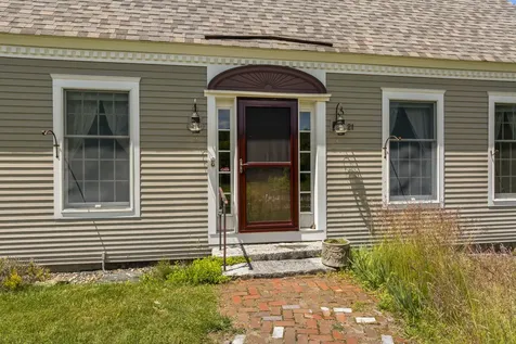 21 Townley Drive Damariscotta ME 04543