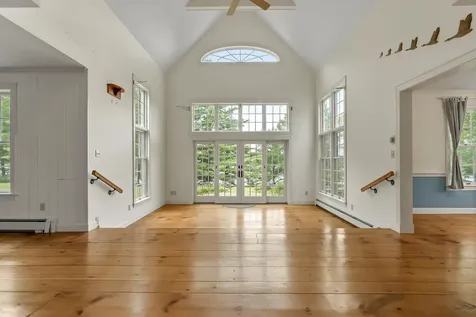 21 Townley Drive Damariscotta ME 04543
