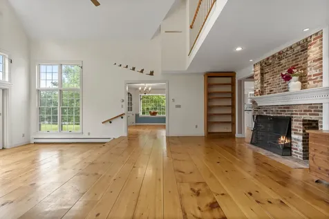 21 Townley Drive Damariscotta ME 04543