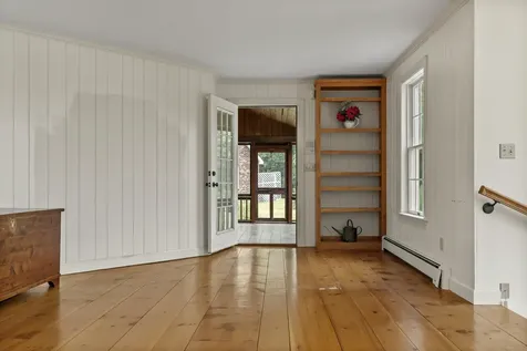 21 Townley Drive Damariscotta ME 04543