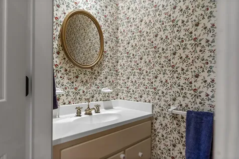 21 Townley Drive Damariscotta ME 04543