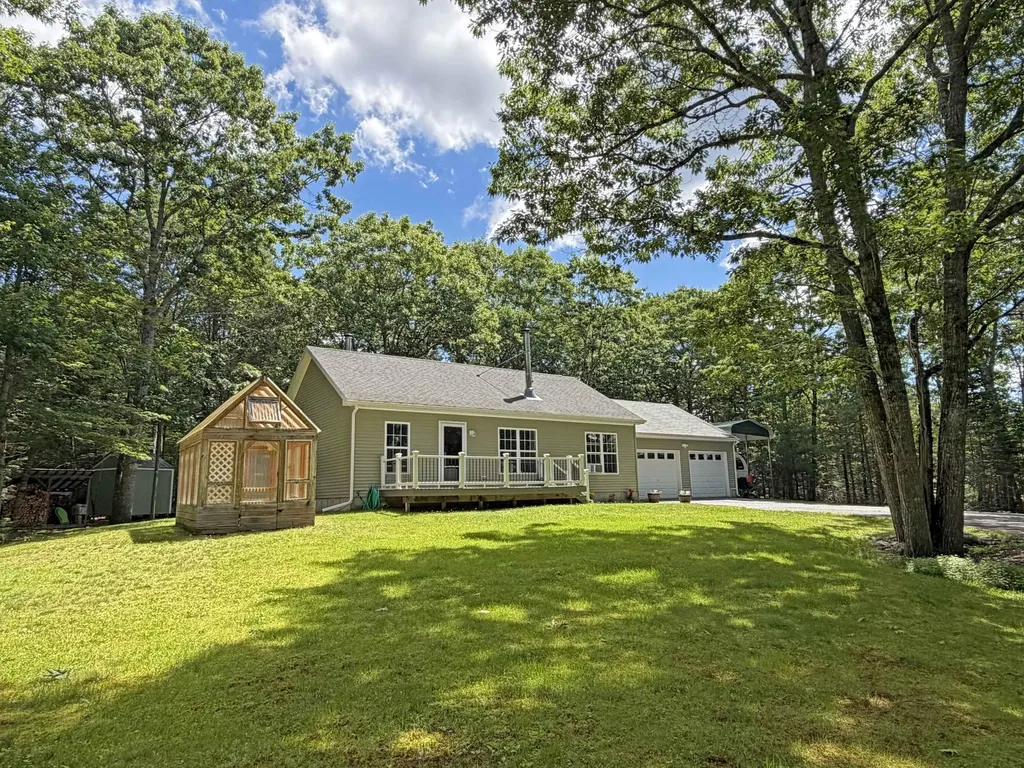 21 Fenwick Way Ellsworth ME 04605