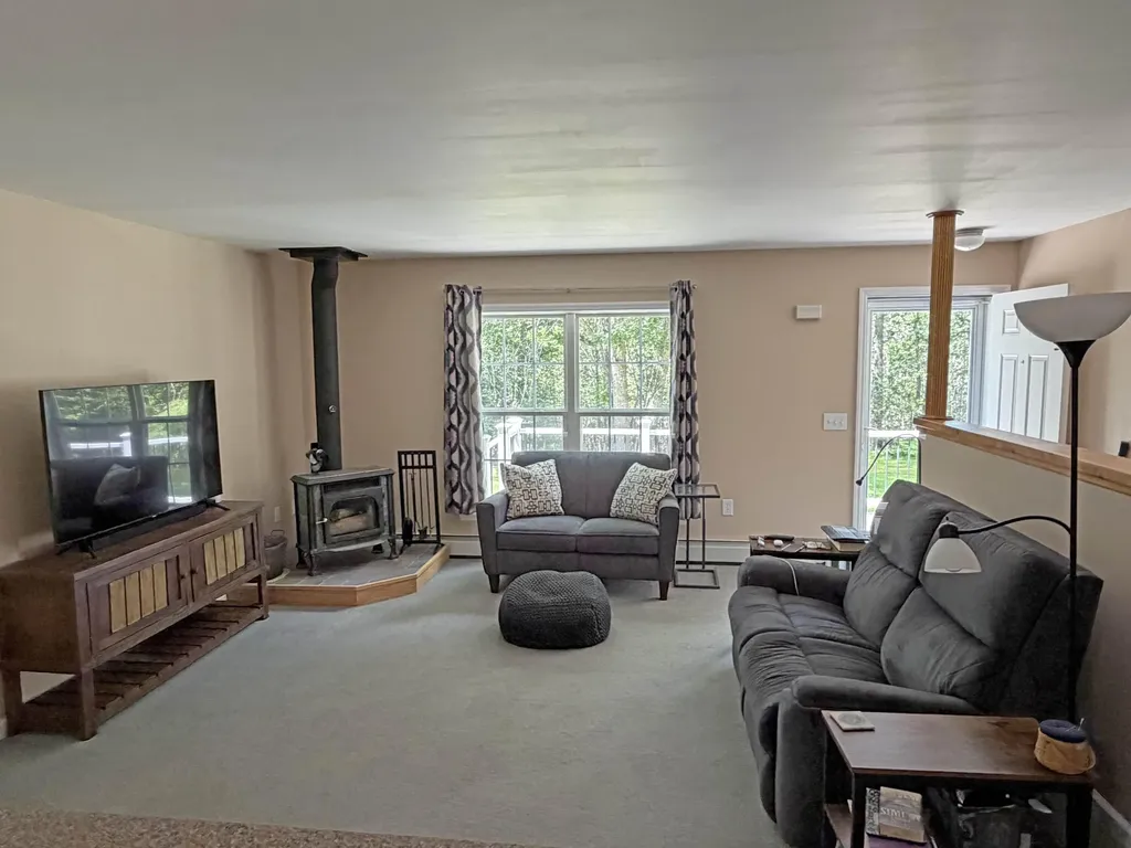 21 Fenwick Way Ellsworth ME 04605