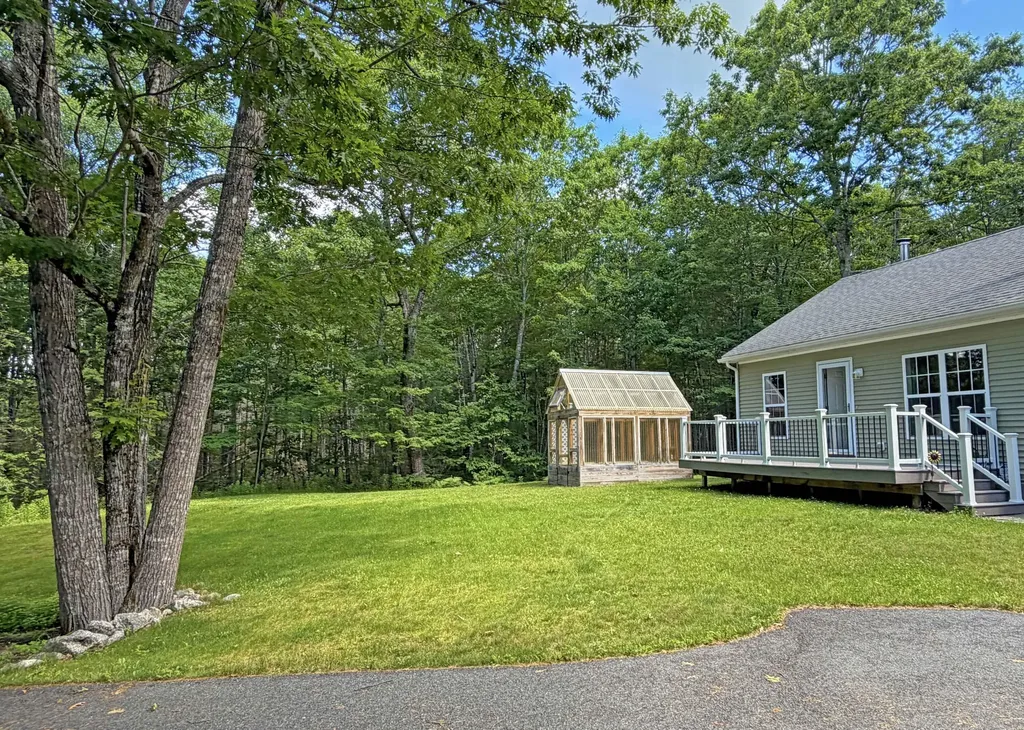 21 Fenwick Way Ellsworth ME 04605