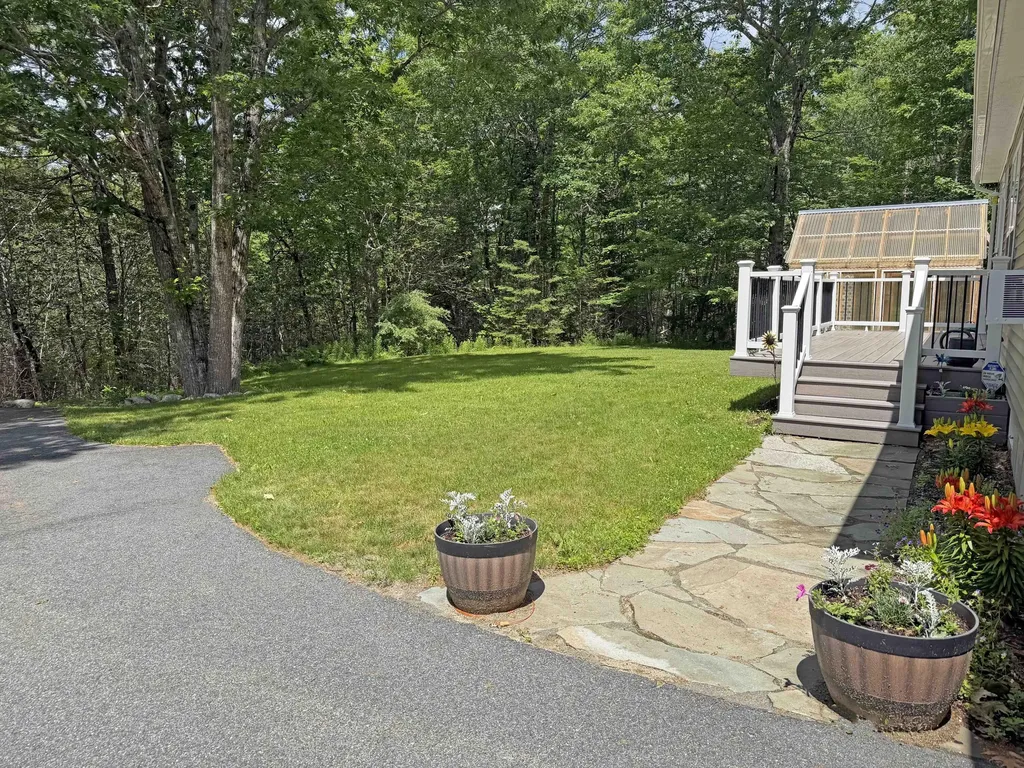 21 Fenwick Way Ellsworth ME 04605
