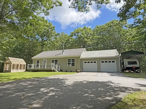 21 Fenwick Way Ellsworth ME 04605