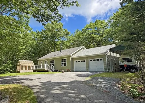 21 Fenwick Way Ellsworth ME 04605
