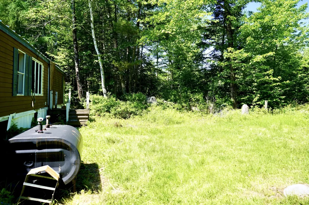 693 Canaan Road Pittsfield ME 04967