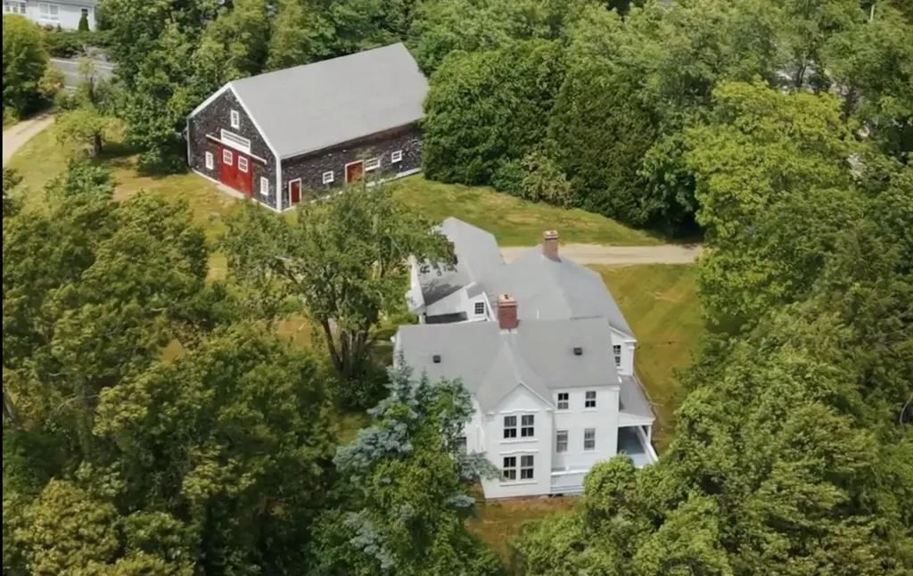 1 River Road Kennebunkport ME 04046
