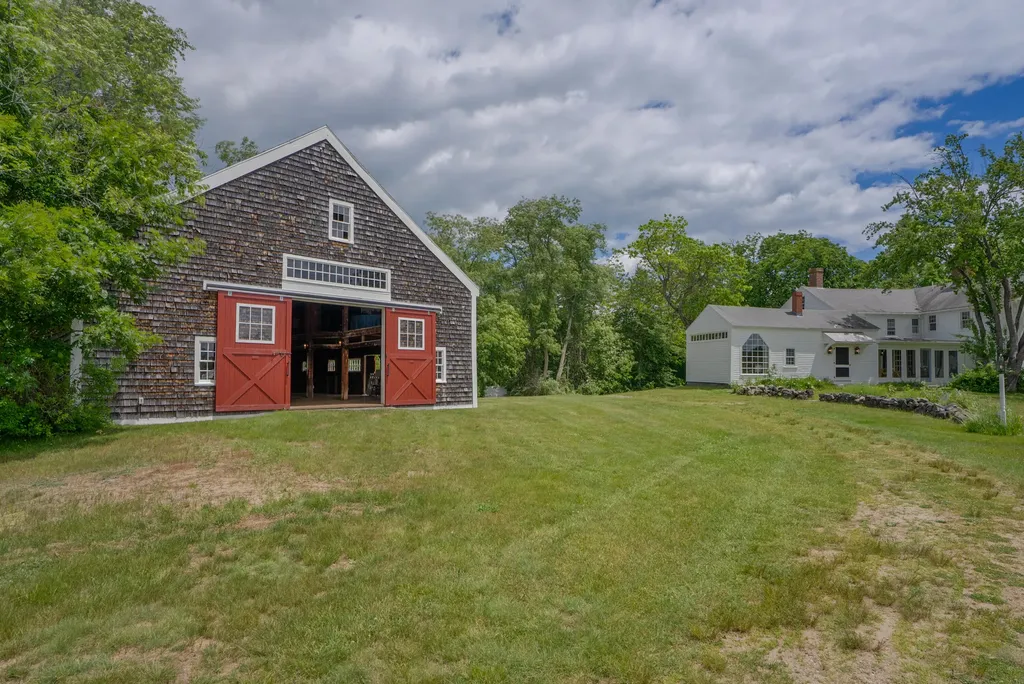 1 River Road Kennebunkport ME 04046