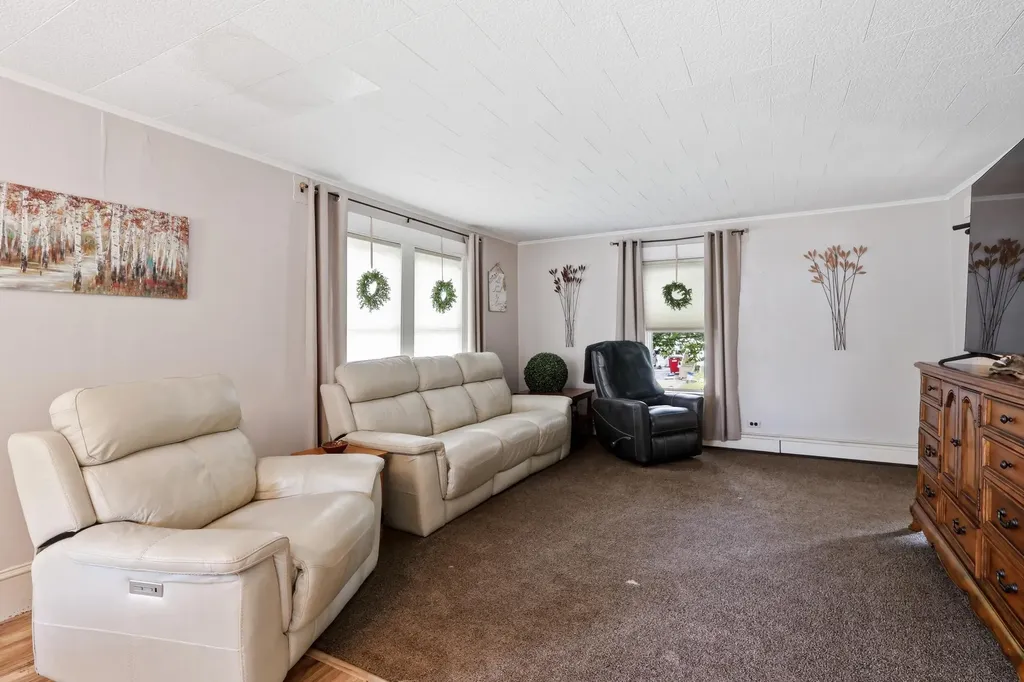 45 Pleasant Street Winthrop ME 04364