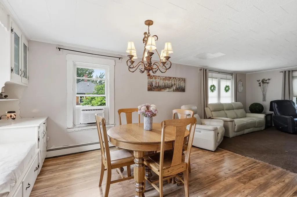 45 Pleasant Street Winthrop ME 04364