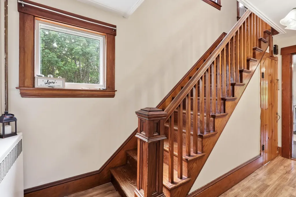 45 Pleasant Street Winthrop ME 04364