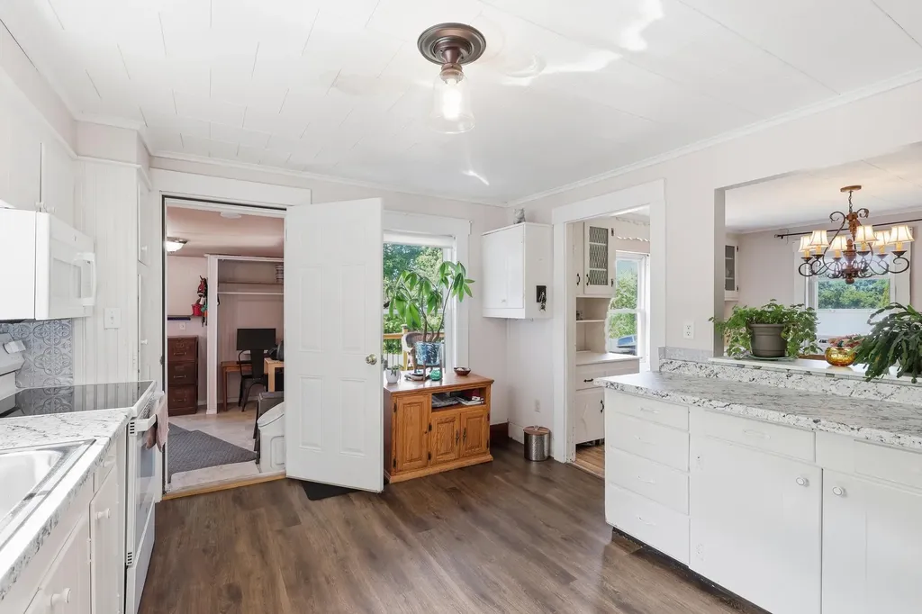 45 Pleasant Street Winthrop ME 04364