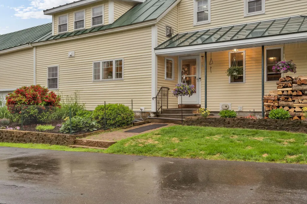 219 Middle Road Skowhegan ME 04976