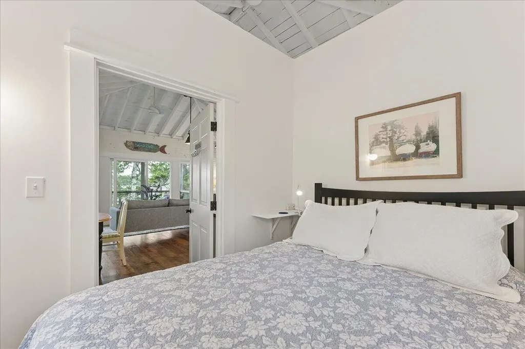 111 Franks Flat Sedgwick ME 04676