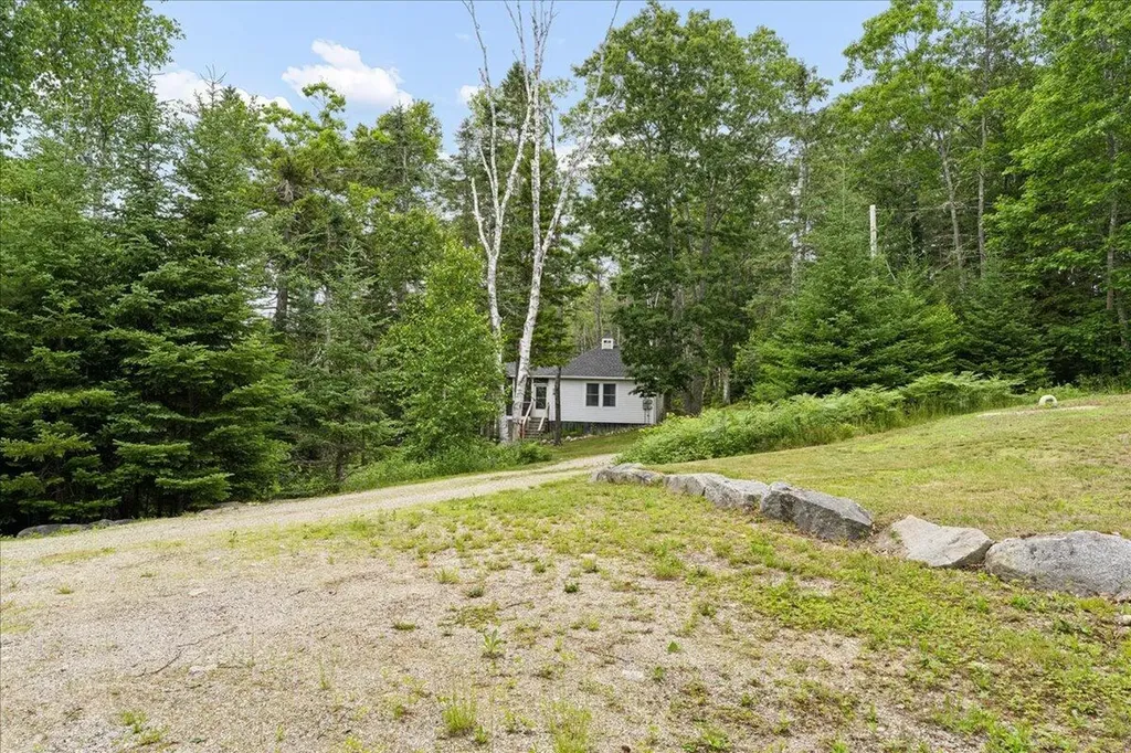 111 Franks Flat Sedgwick ME 04676