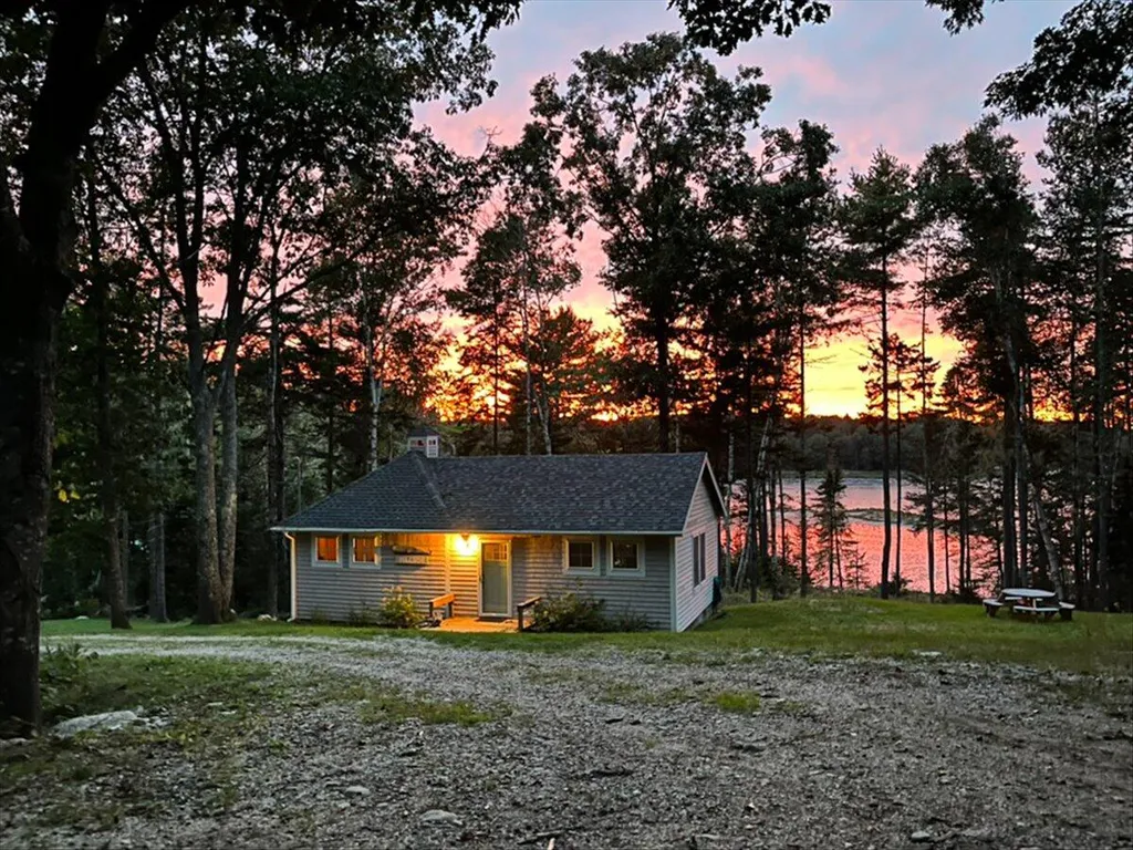 111 Franks Flat Sedgwick ME 04676