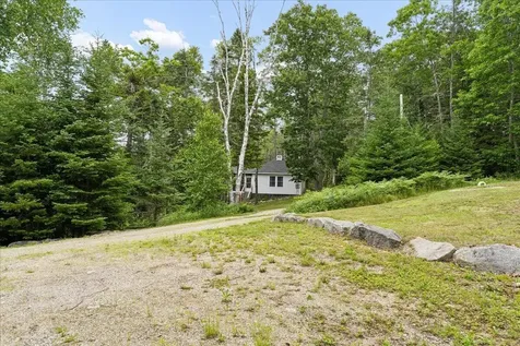 111 Franks Flat Sedgwick ME 04676