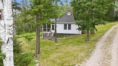 111 Franks Flat Sedgwick ME 04676