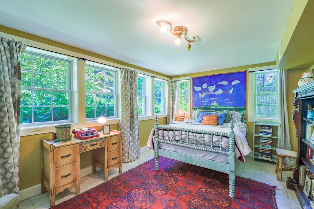 592 Belfast Road Camden ME 04843
