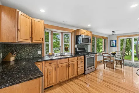 32 E Eleanor Avenue Standish ME 04084