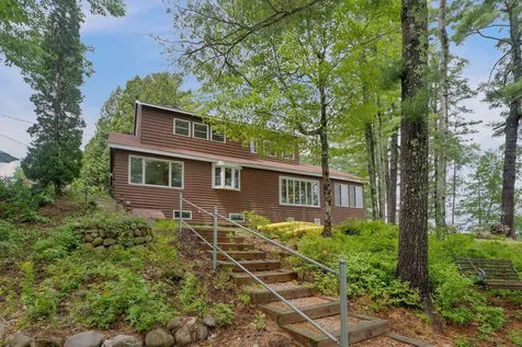 32 E Eleanor Avenue Standish ME 04084