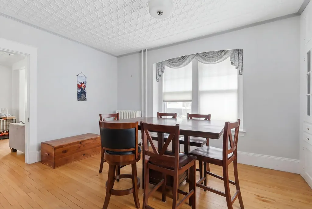 643 Main Street Lewiston ME 04240