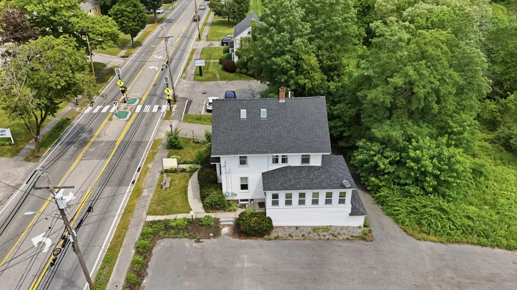 643 Main Street Lewiston ME 04240
