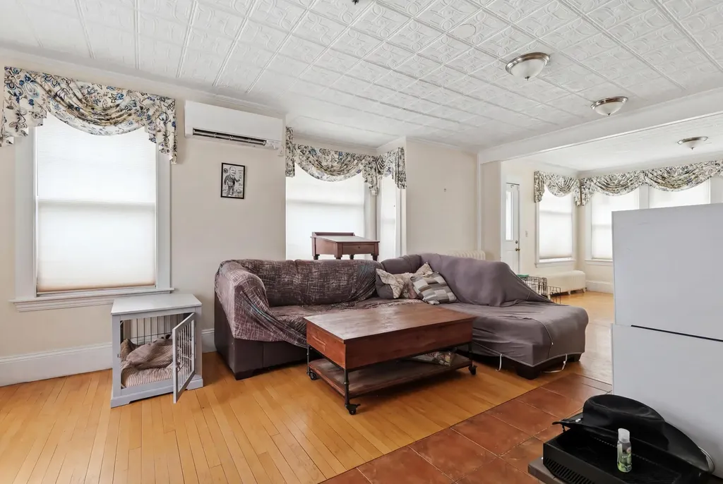 643 Main Street Lewiston ME 04240