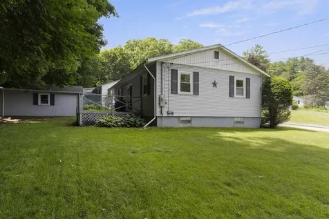 2 Dennis Street Augusta ME 04330