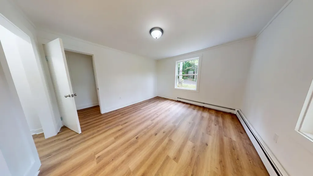950 Main Street Wayne ME 04284