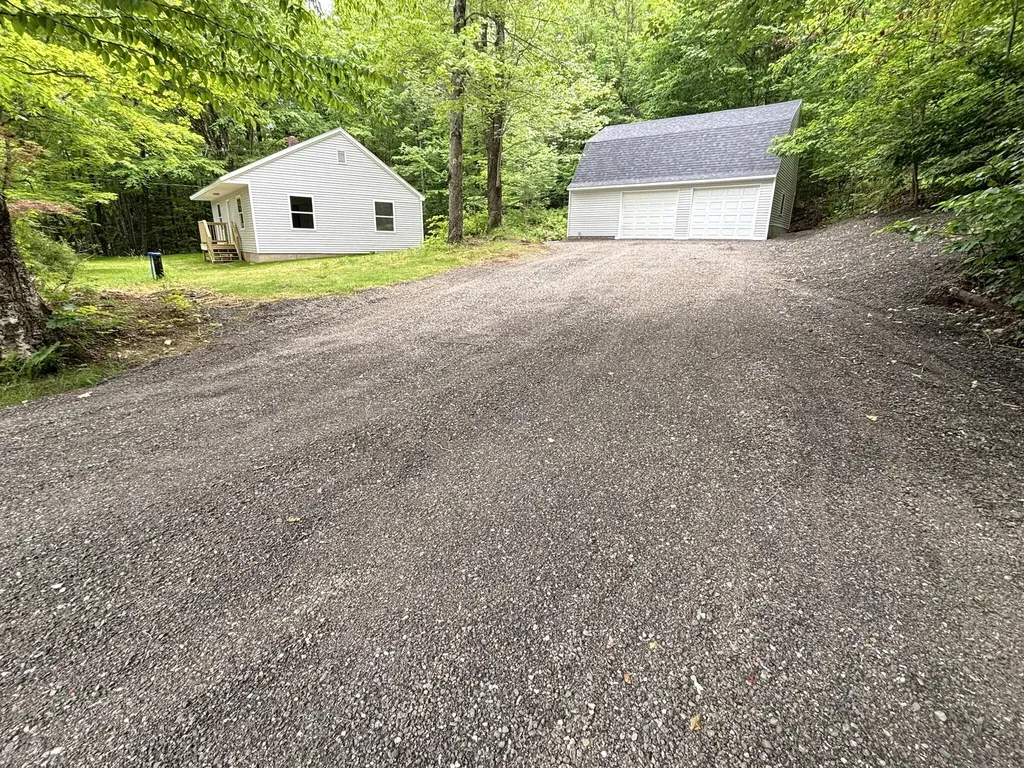 950 Main Street Wayne ME 04284