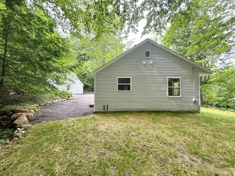 950 Main Street Wayne ME 04284