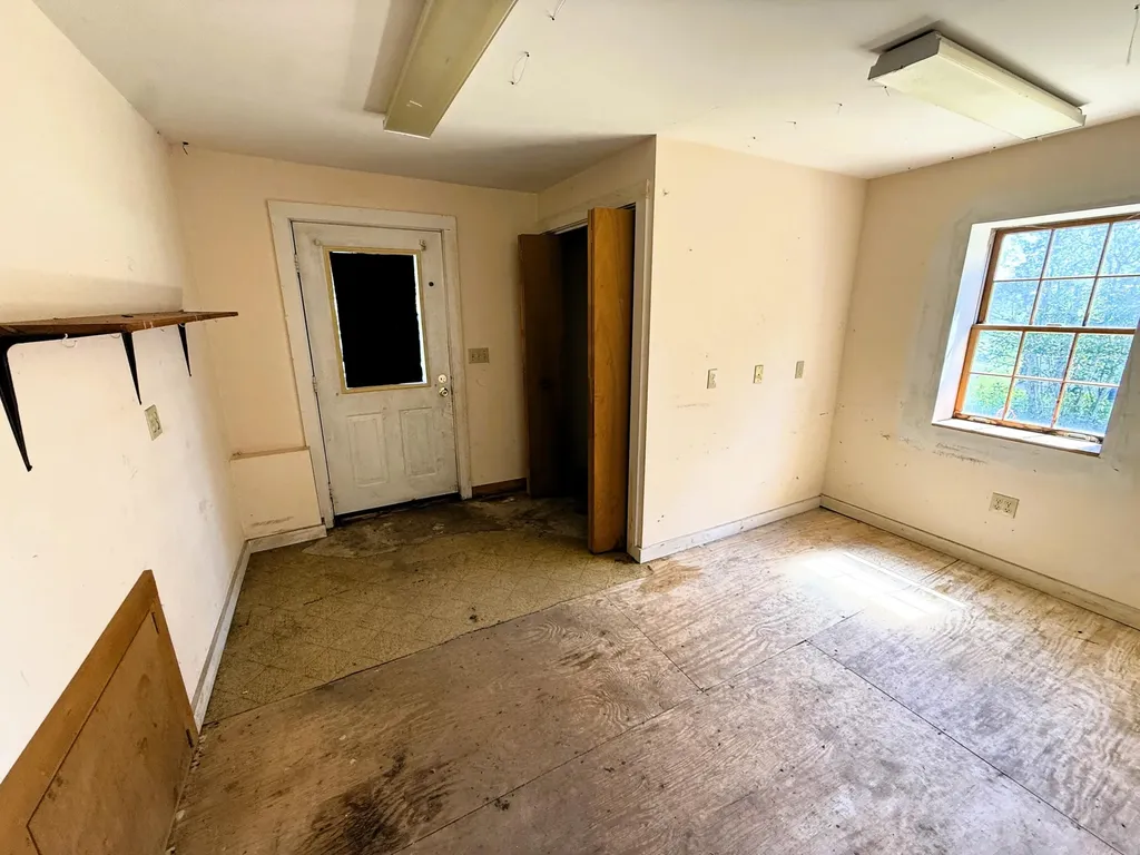740 Spruce Head Road Saint George ME 04859