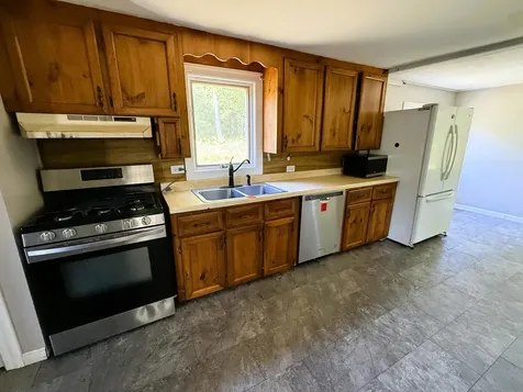740 Spruce Head Road Saint George ME 04859