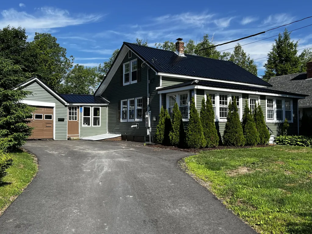 106 School Street Millinocket ME 04462