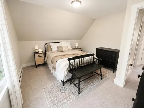 16 Escott Way Naples ME 04055