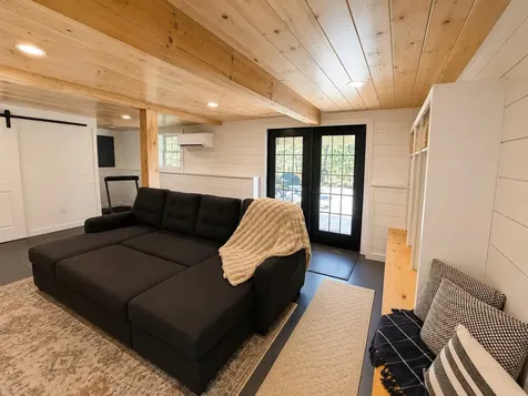 16 Escott Way Naples ME 04055