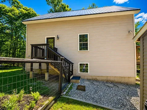 16 Escott Way Naples ME 04055