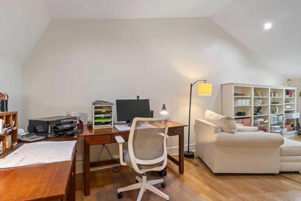 22 Applegate Lane Falmouth ME 04105