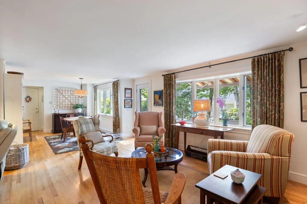 22 Applegate Lane Falmouth ME 04105