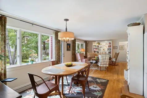 22 Applegate Lane Falmouth ME 04105