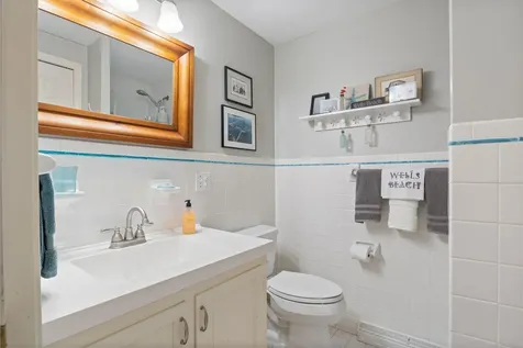 22 Applegate Lane Falmouth ME 04105