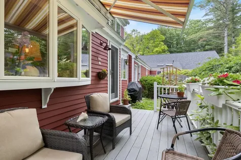 22 Applegate Lane Falmouth ME 04105