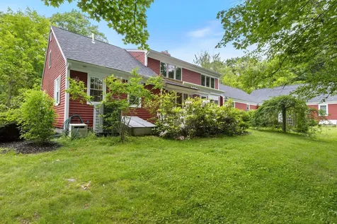 22 Applegate Lane Falmouth ME 04105