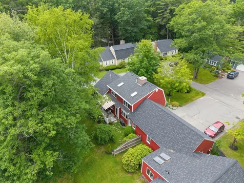 22 Applegate Lane Falmouth ME 04105