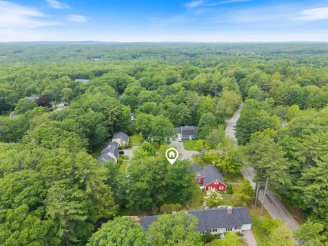 22 Applegate Lane Falmouth ME 04105