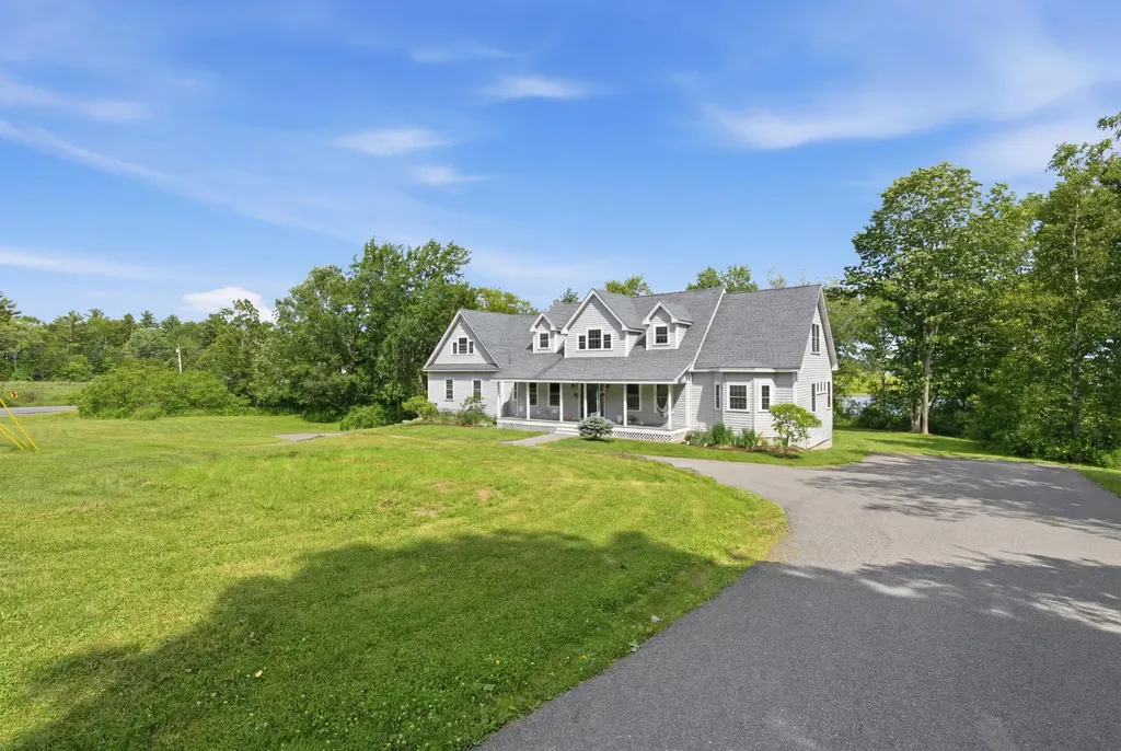 18 Pleasant Point Road Cushing ME 04563