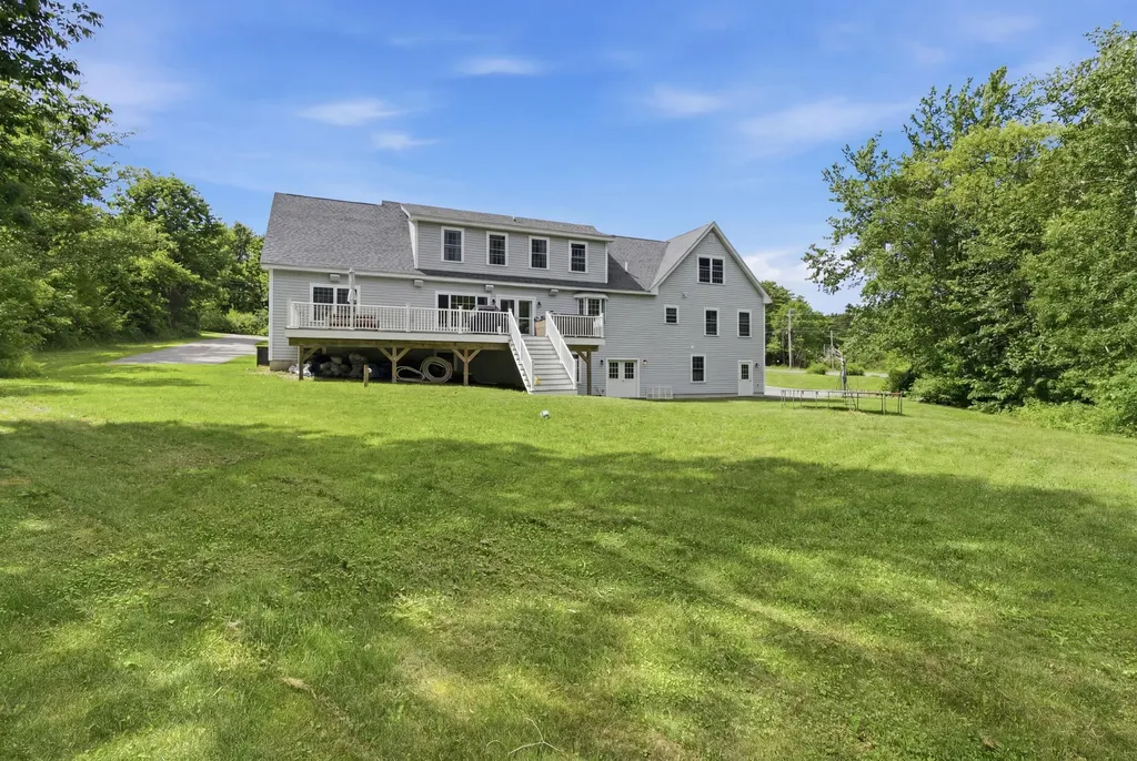 18 Pleasant Point Road Cushing ME 04563